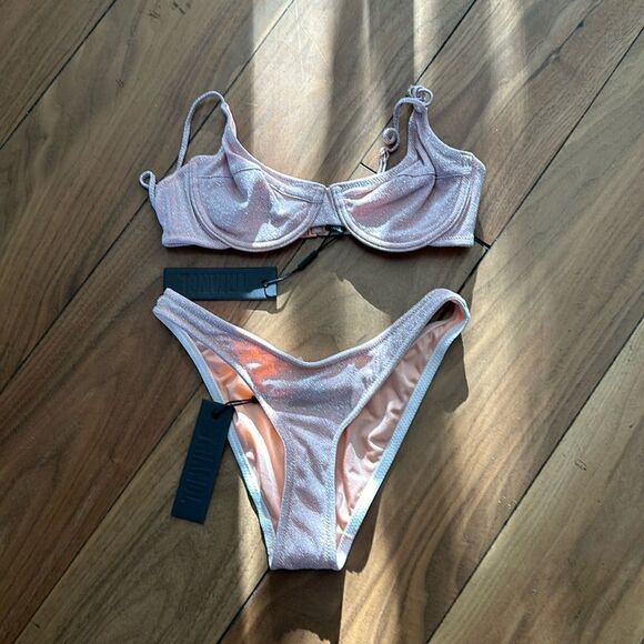 TRIANGL LINA CHEEKY BLUSH NO BAG NEW WITH TAGS - Picture 5 of 9